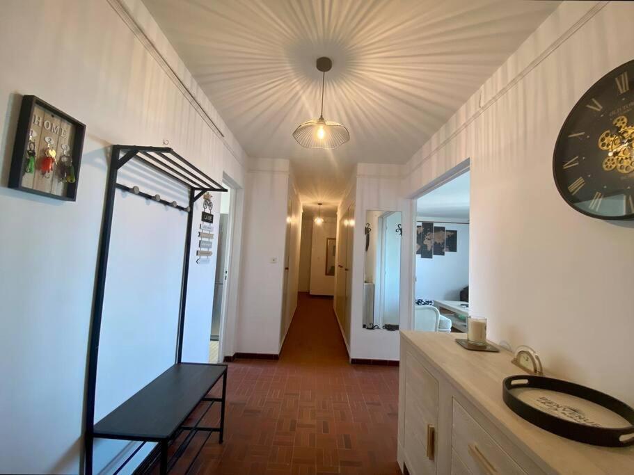 Le Buffel - Appartement 4 Chambres, Parking, Wi-Fi, Tram - 8Pers มงต์เปอลิเยร์ ภายนอก รูปภาพ